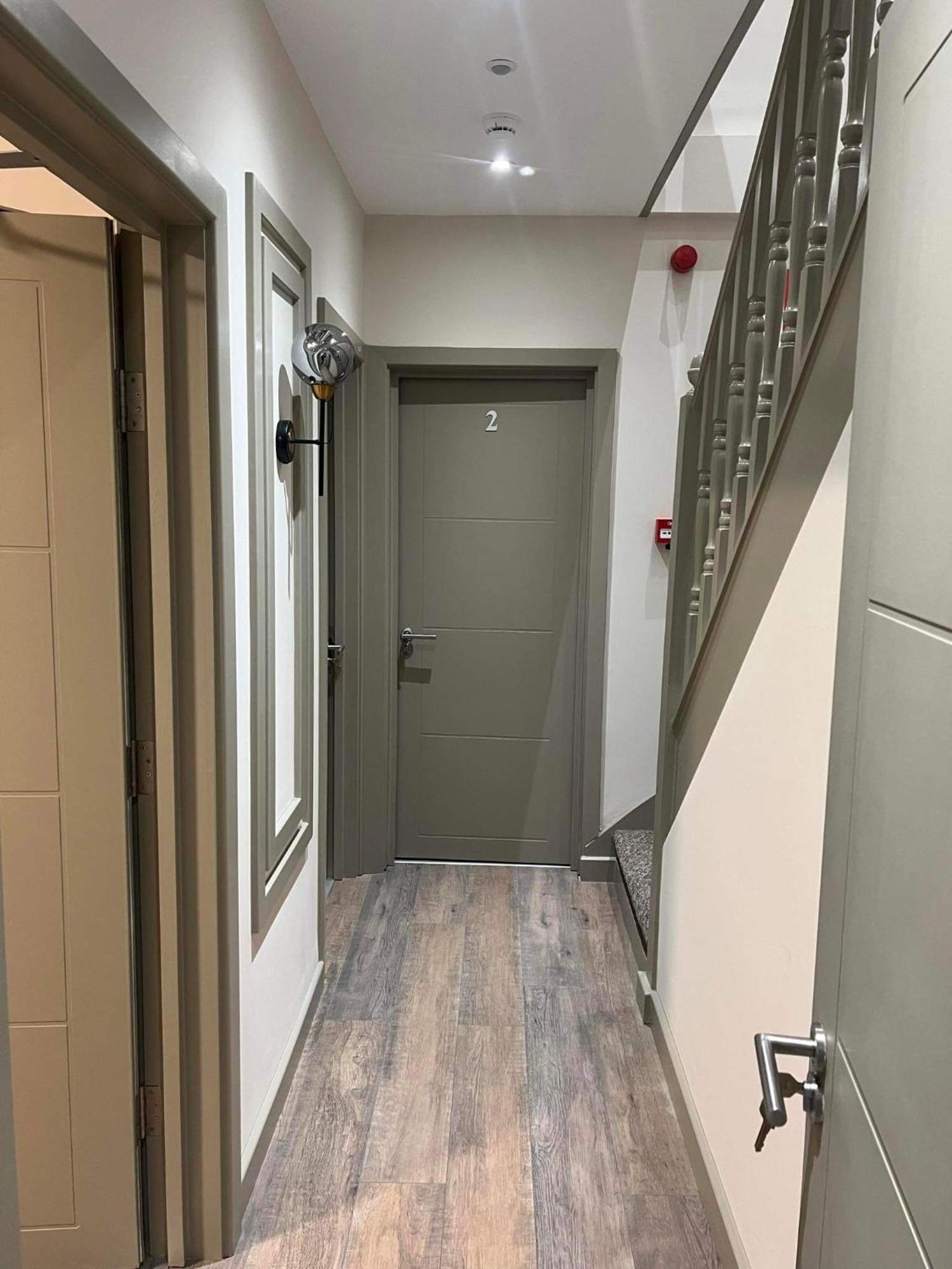 Battersea Inn Лондон Екстериор снимка