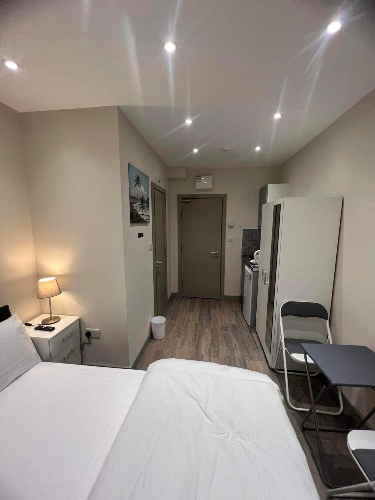Battersea Inn Лондон Екстериор снимка