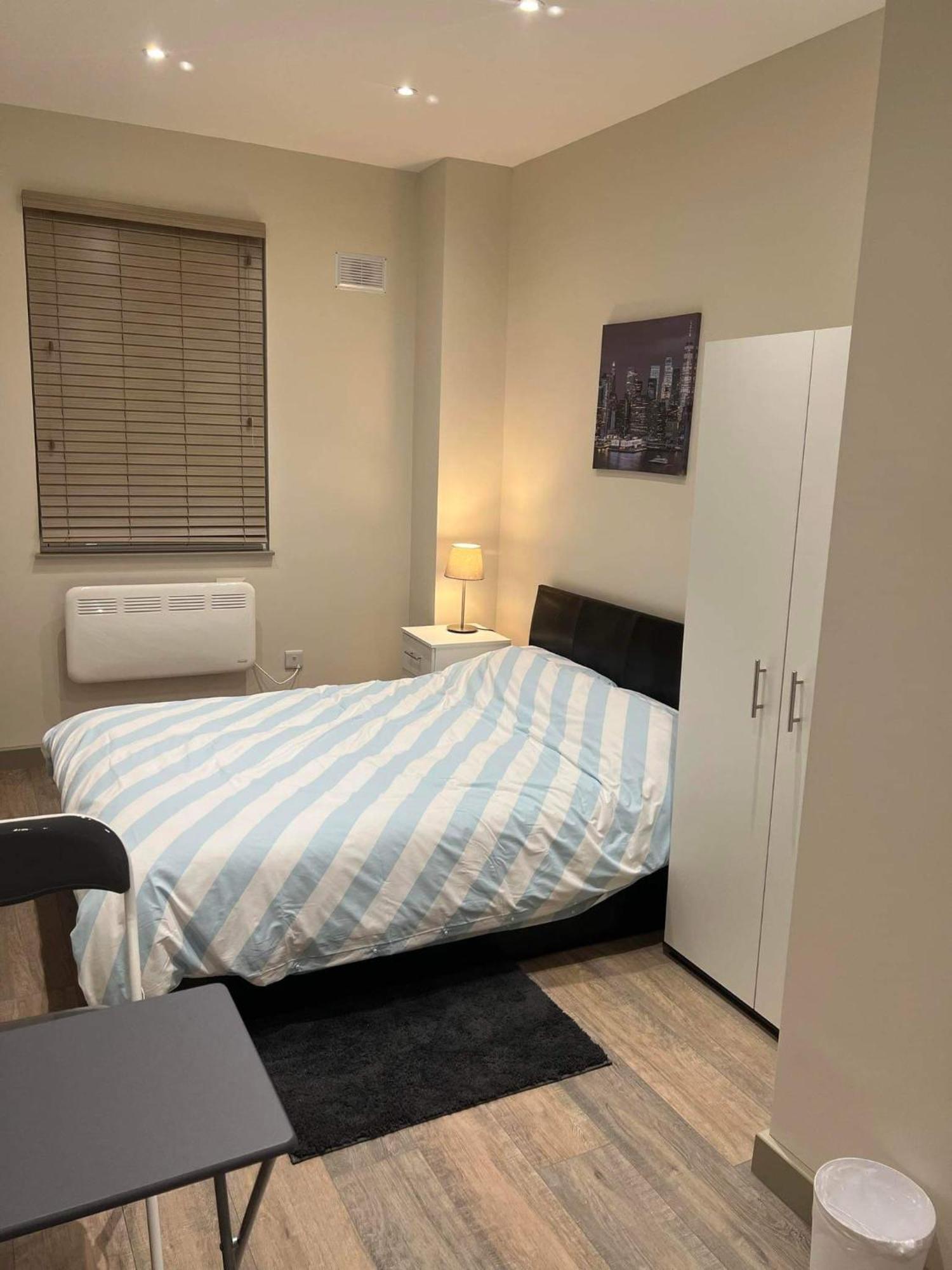 Battersea Inn Лондон Екстериор снимка