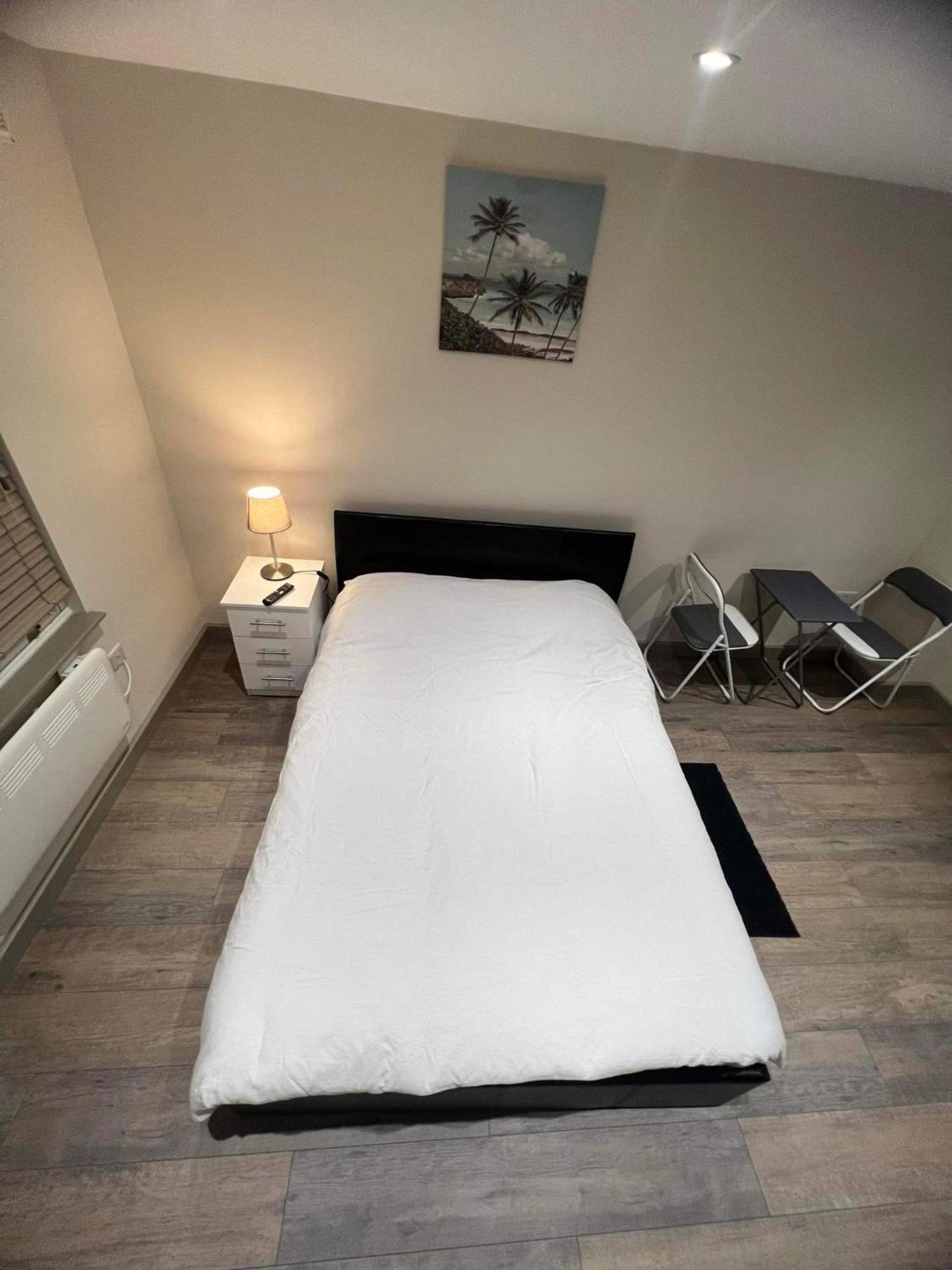 Battersea Inn Лондон Екстериор снимка