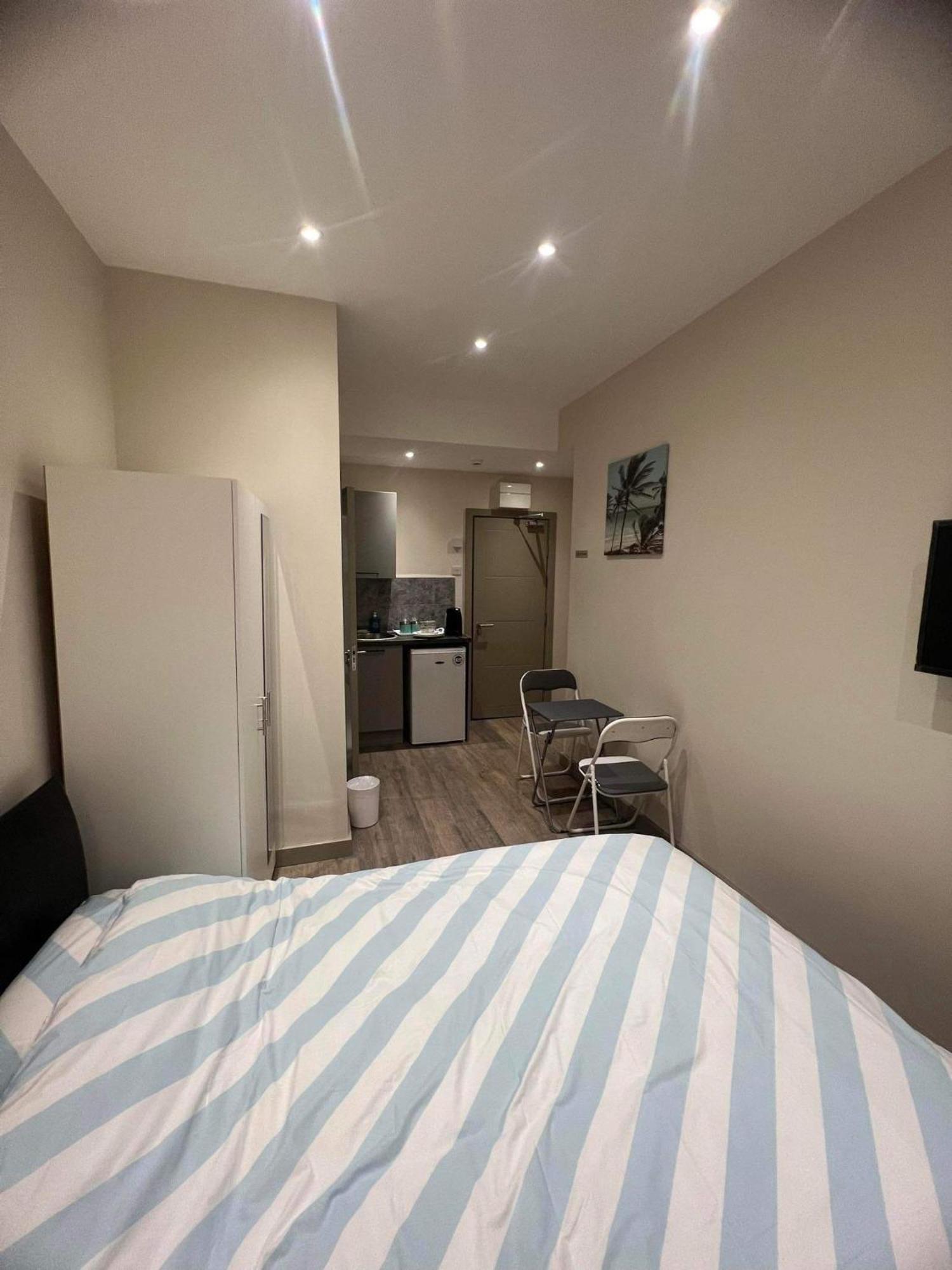 Battersea Inn Лондон Екстериор снимка